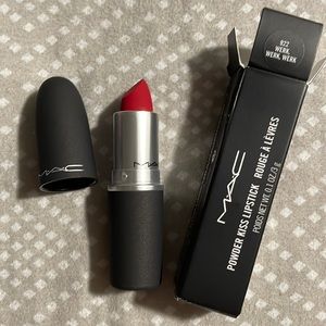 *New* Mac Powder Kiss in Werk Werk Werk